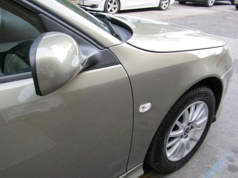 Used 2008 Saab 9-3 2.0T w/ Cold Weather Package FWD image 22