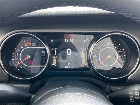 Certified 2023 Jeep Wrangler Sport AWD/4WD image 10