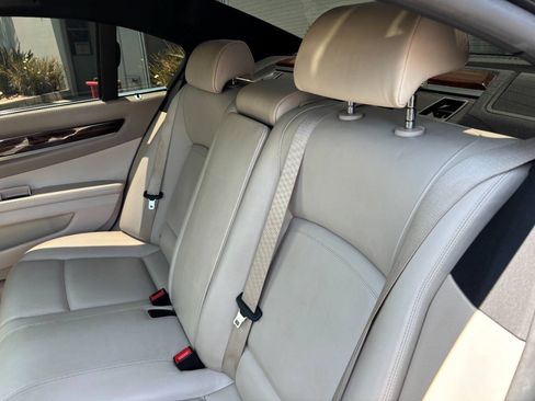 Used 2013 BMW 740Li RWD image 23