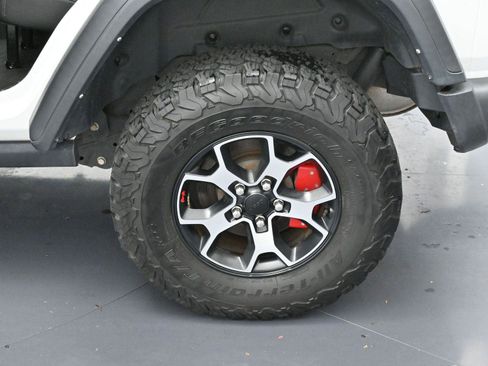 Used 2022 Jeep Wrangler Unlimited Rubicon w/ Cold Weather Group image 36