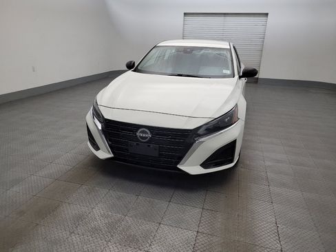 Used 2024 Nissan Altima 2.5 S FWD image 15