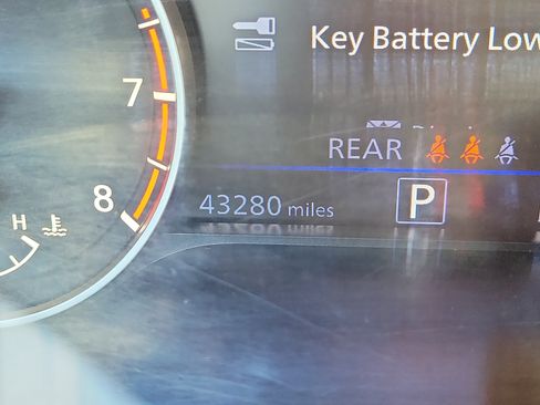 Certified 2024 Nissan Altima 2.5 SV FWD image 24