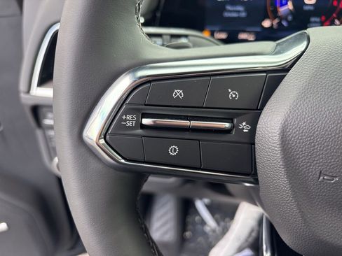 New 2025 Chevrolet Suburban Premier image 17