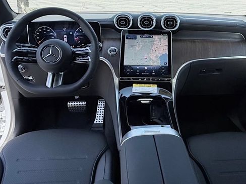 New 2026 Mercedes-Benz GLC 300 4MATIC image 29