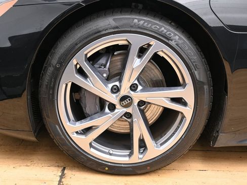 Used 2024 Audi e-tron GT Premium Plus AWD/4WD image 7