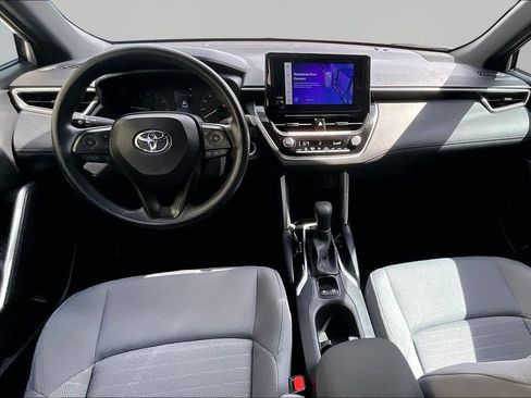 Used 2023 Toyota Corolla Cross AWD Hybrid image 16
