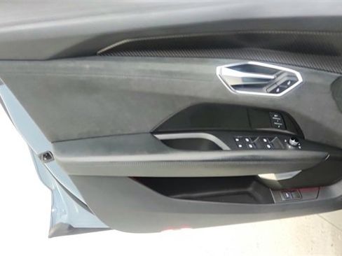 Used 2022 Audi e-tron GT Prestige w/ Prestige Package image 35