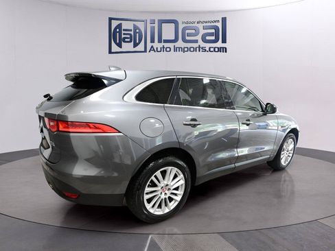 Used 2017 Jaguar F-PACE Prestige AWD/4WD image 5