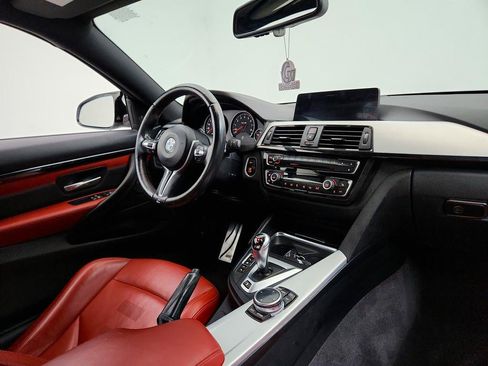 Used 2015 BMW M4 Coupe RWD image 24