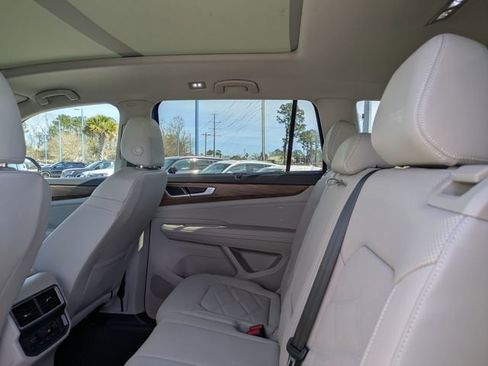 New 2026 Volkswagen Atlas SE FWD image 15