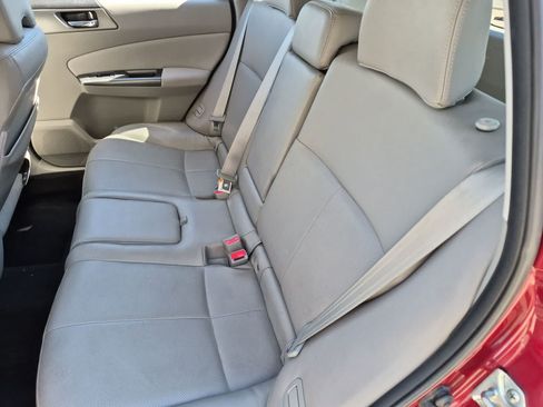 Used 2011 Subaru Forester 2.5X Limited AWD/4WD image 20
