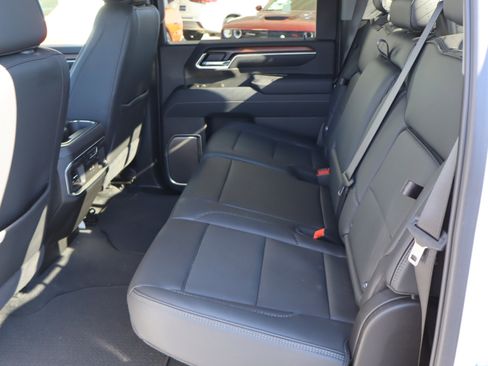 Used 2025 GMC Sierra 2500 Denali w/ Technology Package image 35