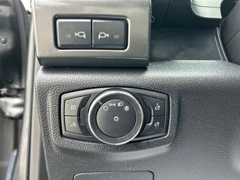 Used 2018 Ford F150 XLT w/ Equipment Group 302A Luxury AWD/4WD image 19