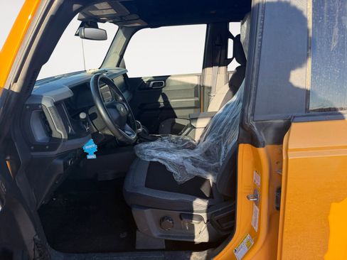 Used 2022 Ford Bronco Big Bend image 9