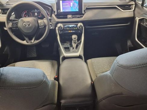 Used 2025 Toyota RAV4 XLE FWD image 18