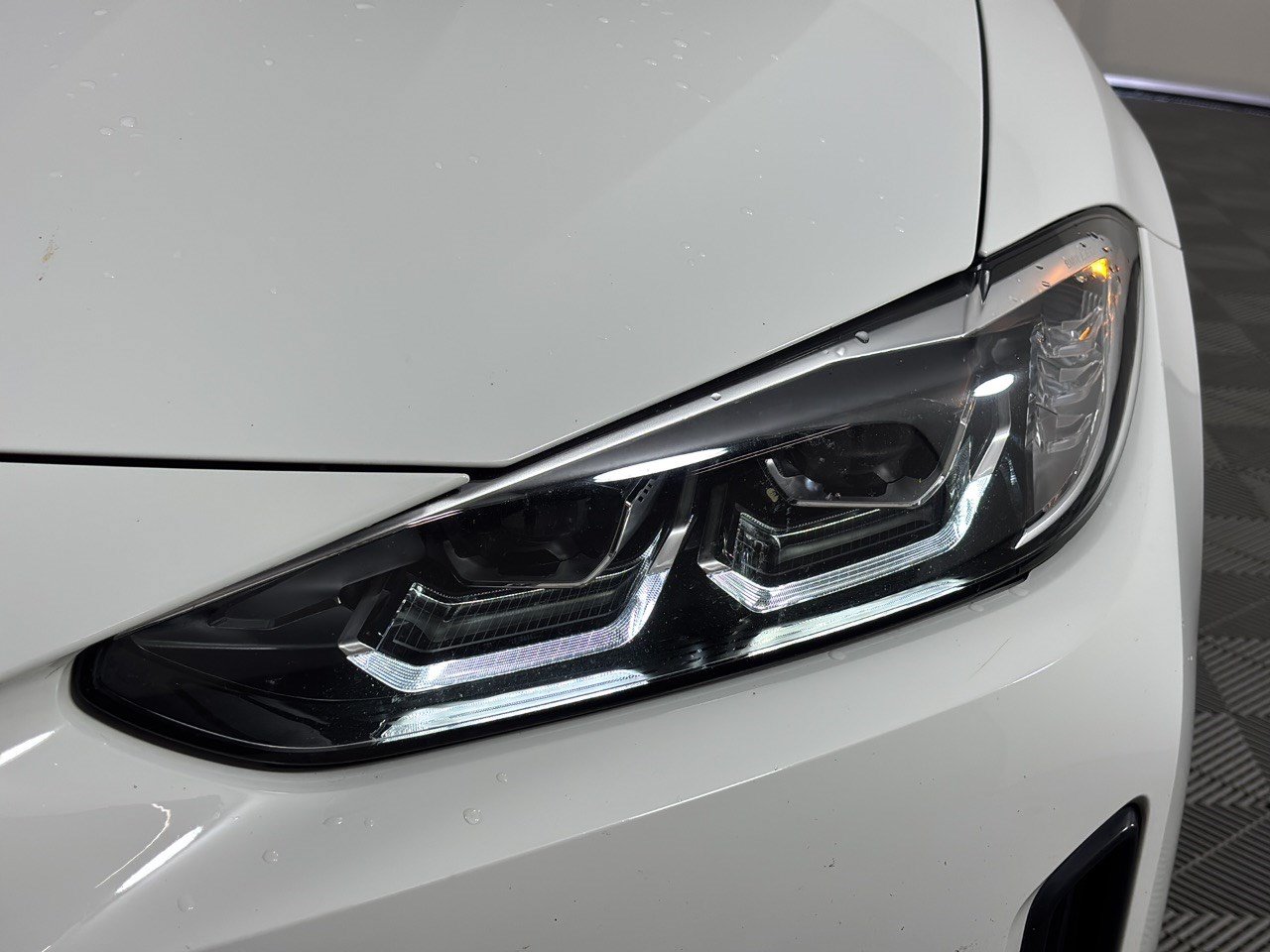 Used 2023 BMW i4 eDrive35 w/ Premium Package RWD image 12