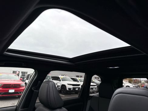 New 2025 Subaru Forester Touring image 6