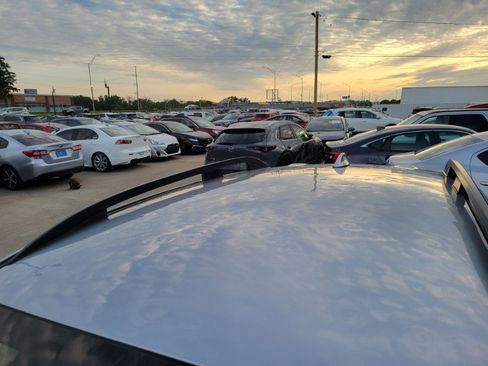 Used 2019 Subaru Crosstrek 2.0i Premium w/ Eyesight System AWD/4WD image 14