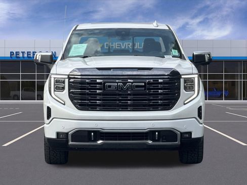 Certified 2024 GMC Sierra 1500 Denali Ultimate AWD/4WD image 9