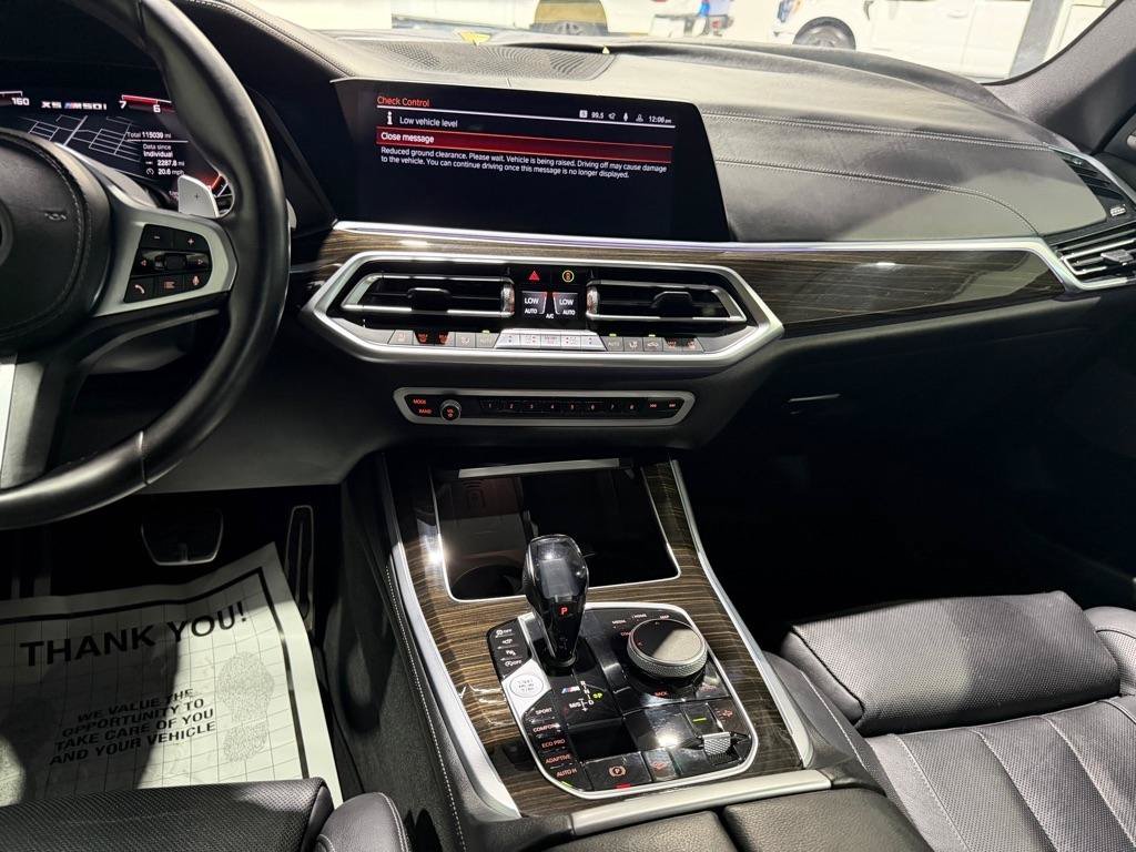 Used 2020 BMW X5 M50i w/ Premium Package AWD/4WD image 29