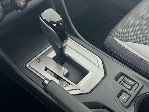 Used 2019 Subaru Crosstrek 2.0i Premium image 25