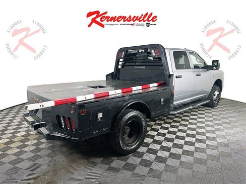 Used 2023 RAM 3500 Tradesman image 7