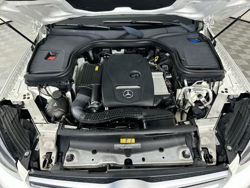 Used 2018 Mercedes-Benz GLC 300 image 30