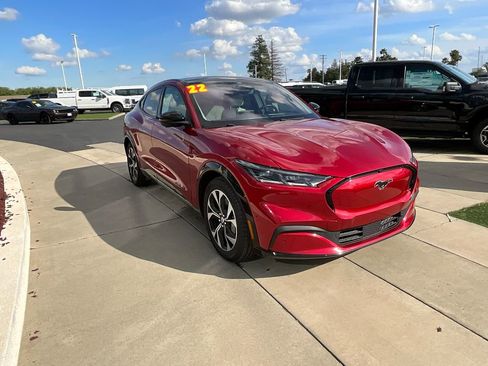 Used 2022 Ford Mustang Mach-E Premium image 4