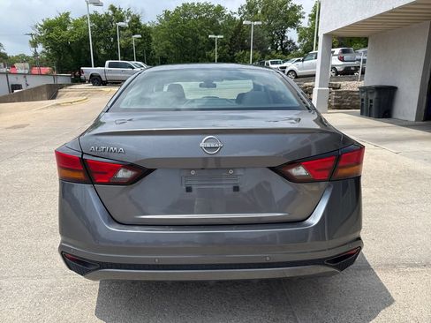 Used 2023 Nissan Altima 2.5 S FWD image 4