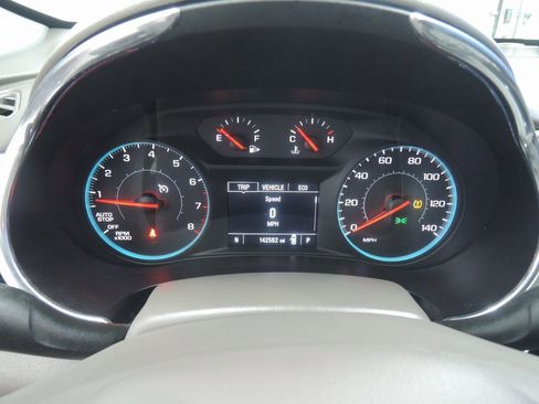 Used 2019 Chevrolet Malibu LT image 13