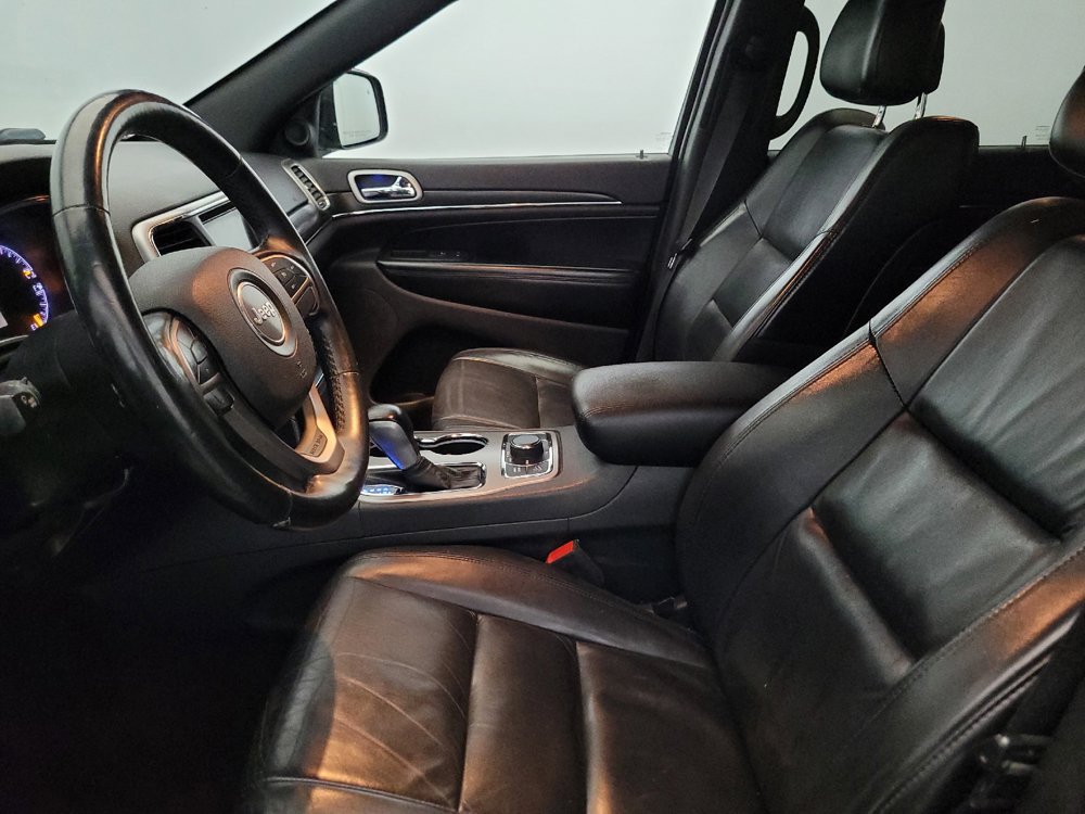 Used 2018 Jeep Grand Cherokee Limited AWD/4WD image 17