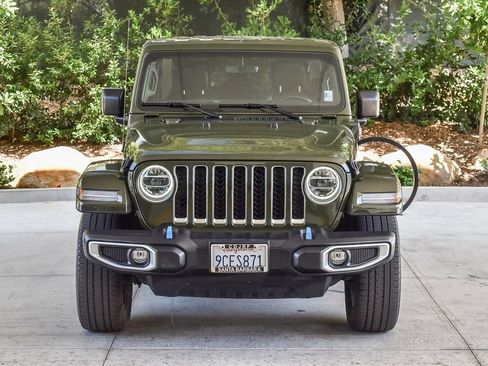 Used 2022 Jeep Wrangler Unlimited Sahara image 2