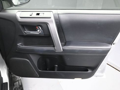 Used 2024 Toyota 4Runner SR5 image 33