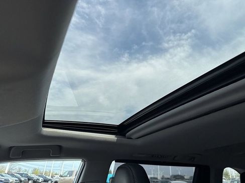 Certified 2019 Toyota Highlander XLE image 21