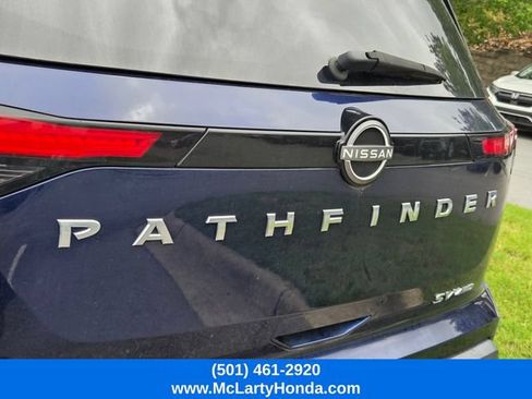 Used 2022 Nissan Pathfinder SV AWD/4WD image 10