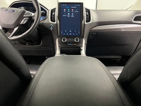 Used 2024 Ford Edge SEL AWD/4WD image 42