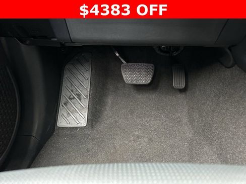 New 2025 Toyota 4Runner Limited image 15