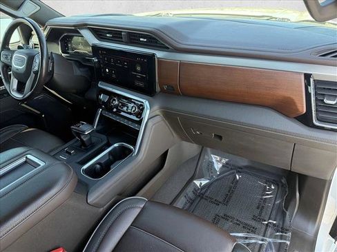 Used 2022 GMC Sierra 1500 Denali w/ Denali Reserve Package image 13