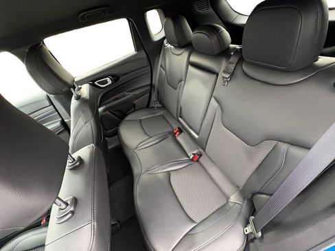 New 2026 Jeep Compass Latitude image 22