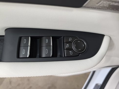 New 2026 Buick Enclave Avenir w/ Super Cruise Package AWD/4WD image 32