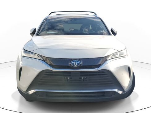 Certified 2021 Toyota Venza XLE w/ Softex Package image 2