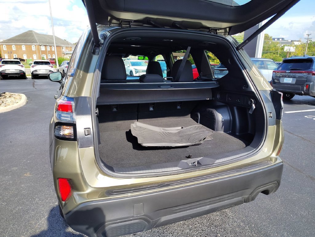 Certified 2026 Subaru Forester Premium w/ Base/Premium Plus Package AWD/4WD image 35