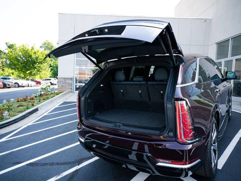 Used 2025 Cadillac Escalade IQ Luxury 2 w/ LPO, Premium Carpet Package AWD/4WD image 52