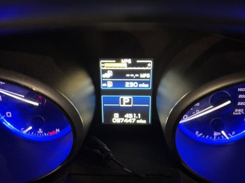 Used 2015 Subaru Legacy 2.5i Limited image 5