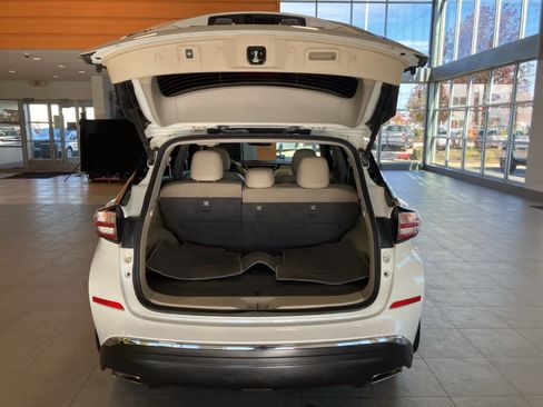 Used 2018 Nissan Murano S image 27