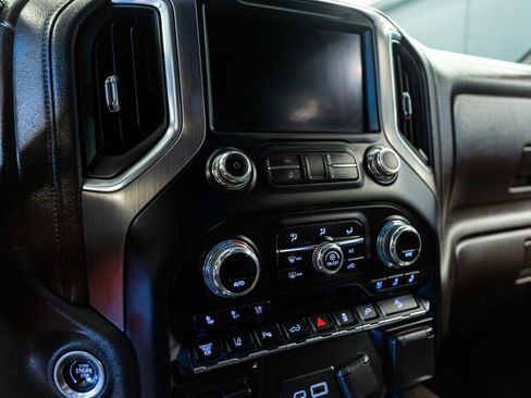 Used 2020 GMC Sierra 2500 Denali w/ Denali Ultimate Package image 13