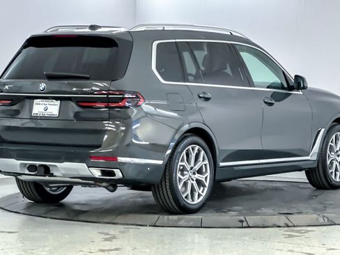 Used 2026 BMW X7 xDrive40i AWD/4WD image 2