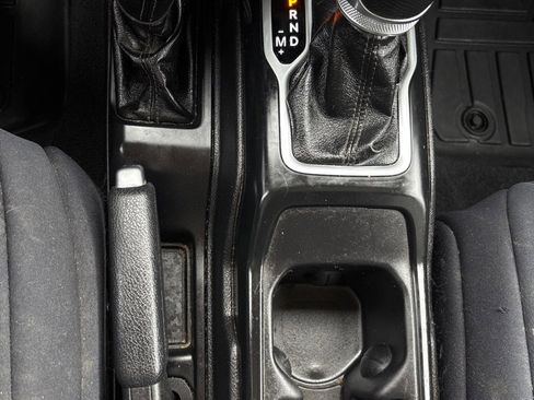 Used 2018 Jeep Wrangler Unlimited Sport S AWD/4WD image 17