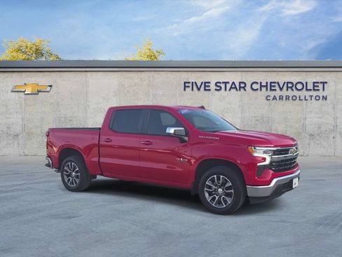Used 2025 Chevrolet Silverado 1500 LT w/ Texas Edition Plus RWD image 2