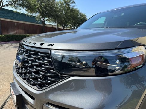 Used 2023 Ford Explorer ST-Line w/ Class IV Trailer Tow Package RWD image 4